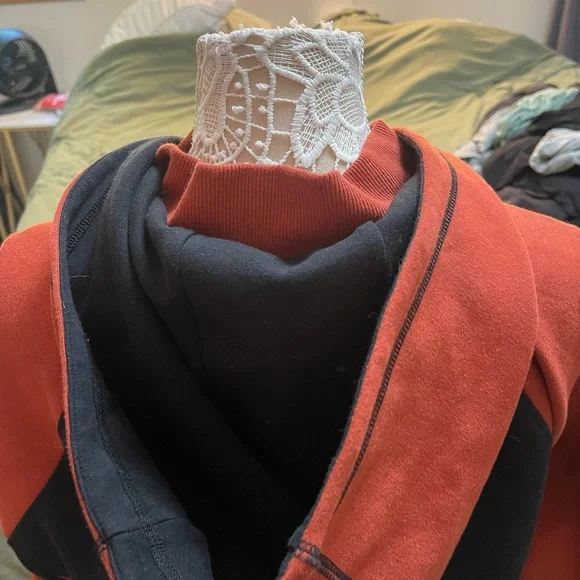 Harley-Davidson Black and Orange Jacket - Picture 8 of 13